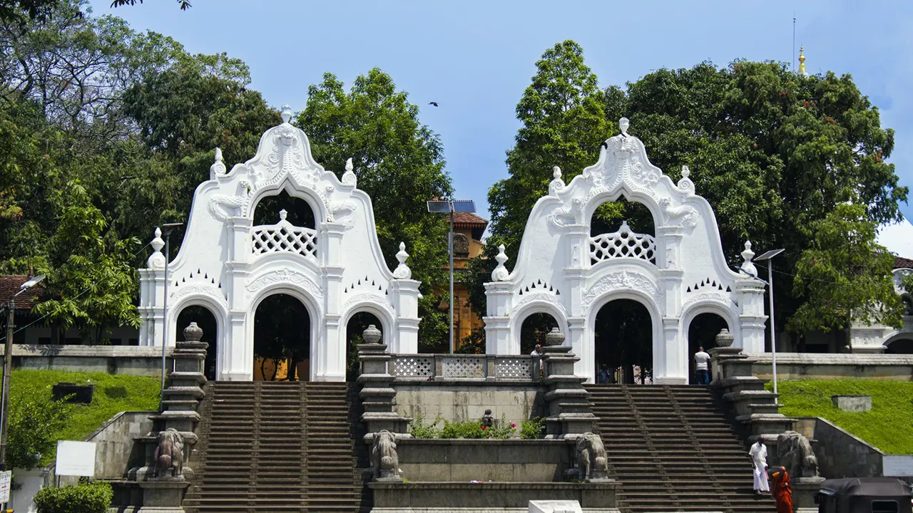 Kelaniya Raja Maha Vihara