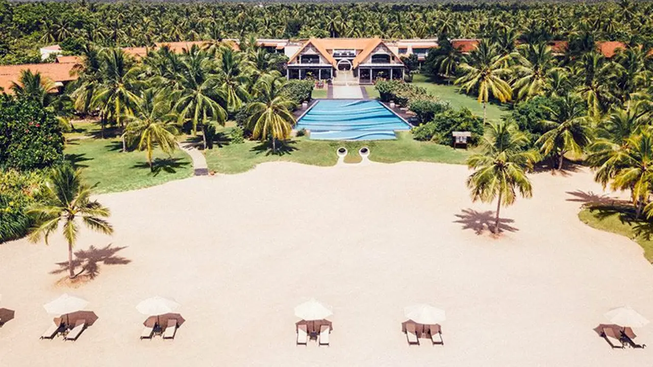 Pasikuda location on Sri Lanka’s east coast near Batticaloa and Trincomalee