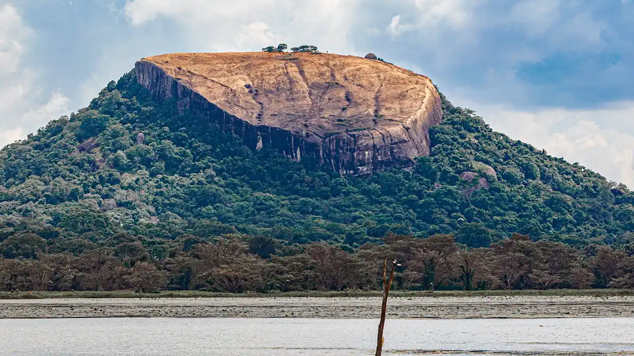 Pidurangala Rock