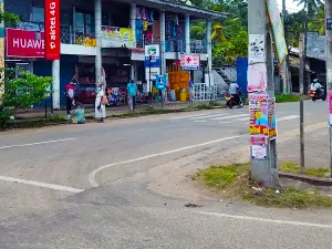 Meetiyagoda Gem Market in Galle Sri Lanka